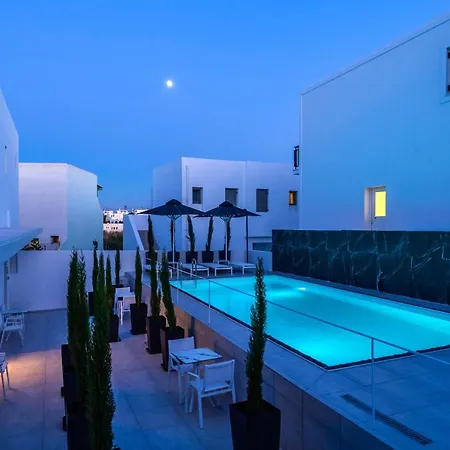 Boutique By Hills Adults Only 4*