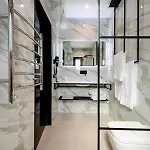 Boutique By Hills Adults Only 4*