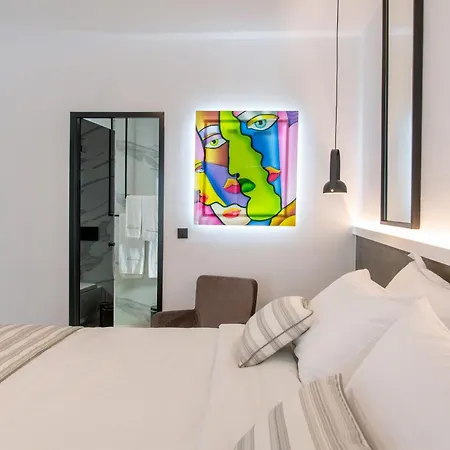 Central Boutique By Hills Adults Only 4*