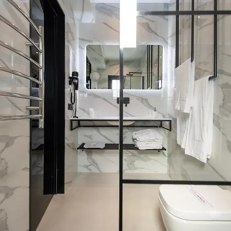 Hotel Central Boutique By Hills Adults Only
